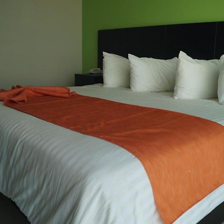 Hotel Torres Eugenia Coatzacoalcos Kültér fotó