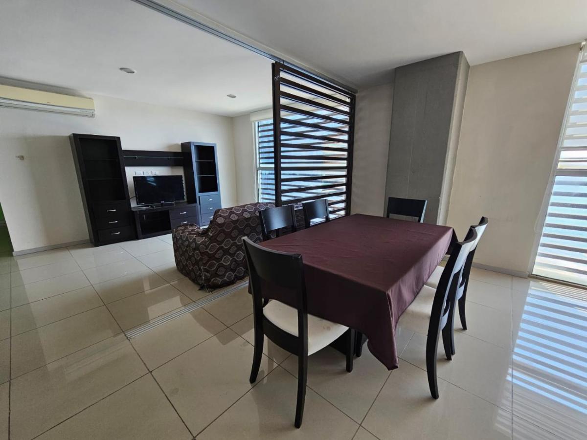 Hotel Torres Eugenia Coatzacoalcos Kültér fotó